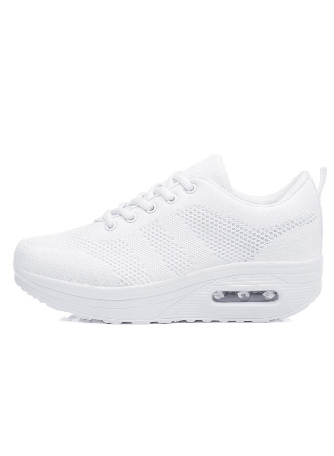 أحذية رياضية نسائية للجري والمشي، مريحة وخفيفة الوزن، مانعة للانزلاق، مناسبة للتمارين الرياضية والارتداء اليومي. - Image 2